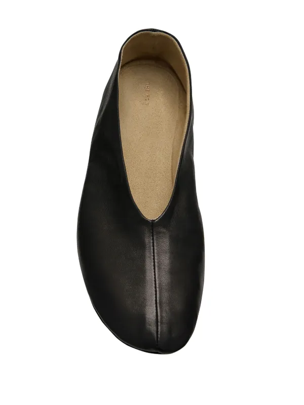The Row Sapatilha Flat Stella De Couro | Preto | FARFETCH BR