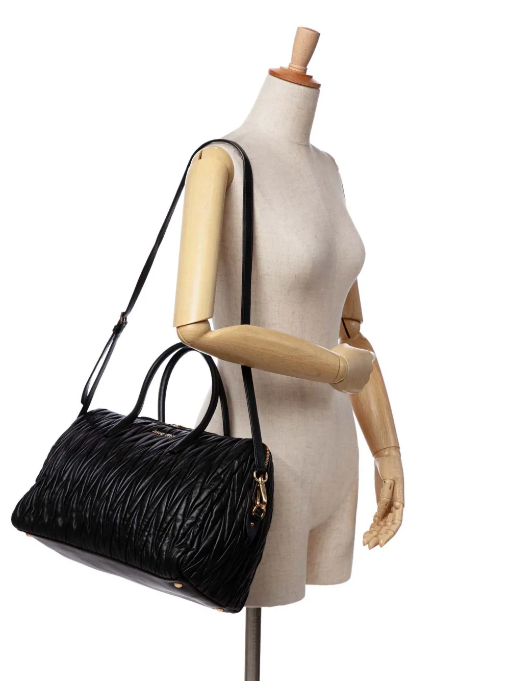 Miu Miu Pre-Owned 2010-2024 Matelasse Nappa Zip satchel | Pre-owned & Archive | Image 2