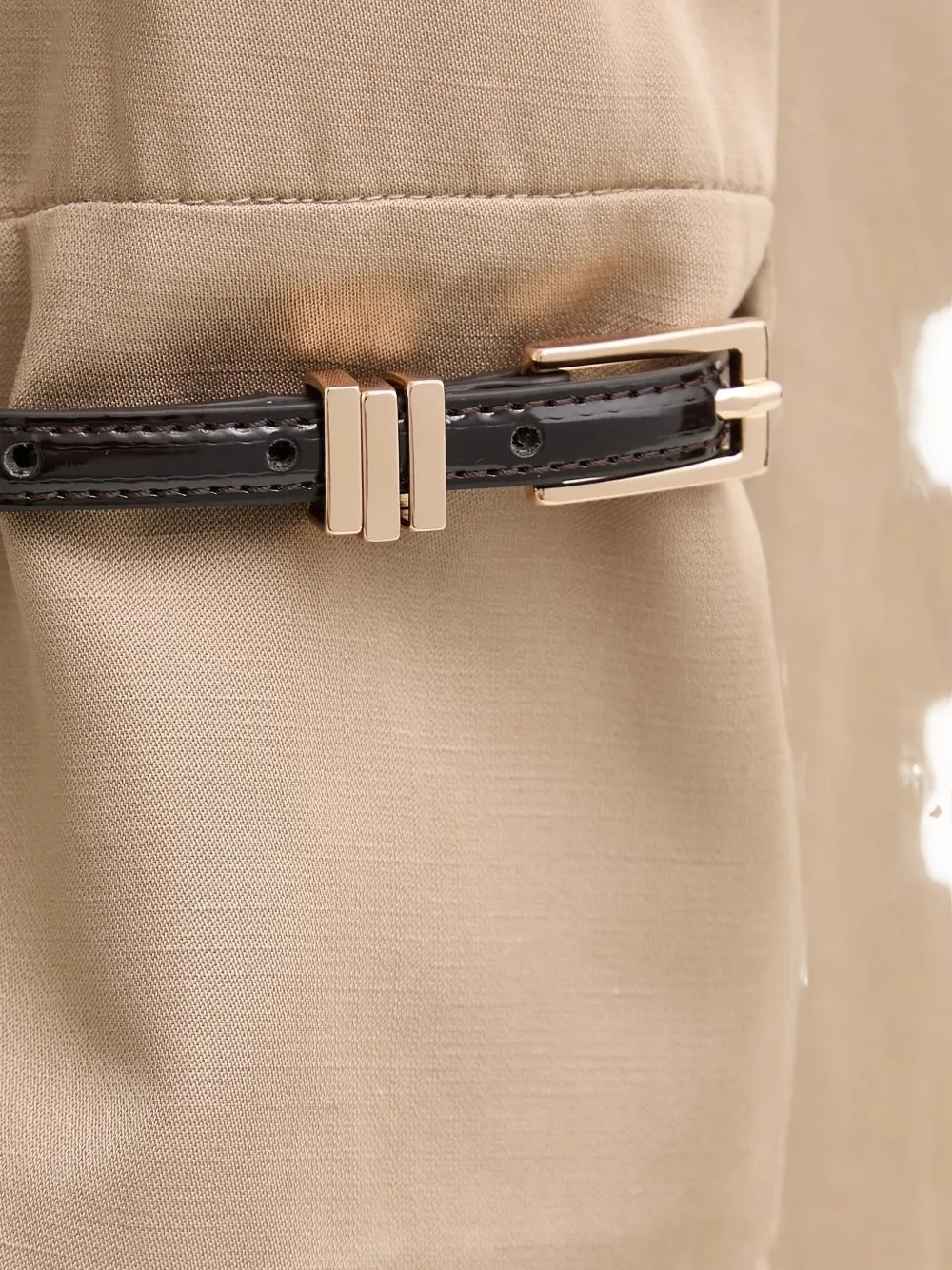 Isabelle Blanche Cropped Jacket In Brown