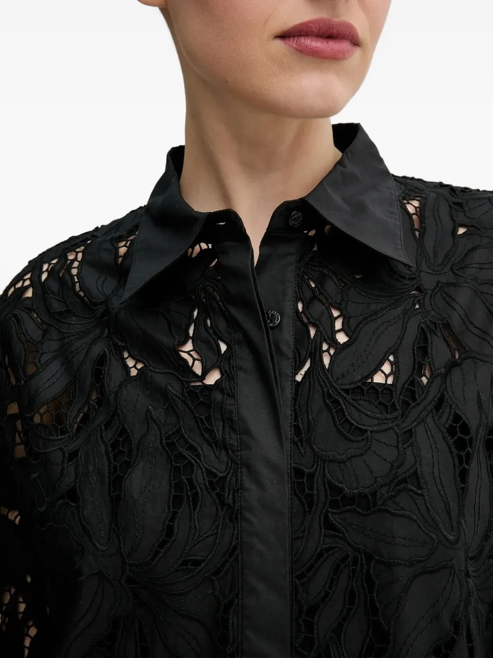 Isabelle Blanche floral-lace shirt midi dress Zwart