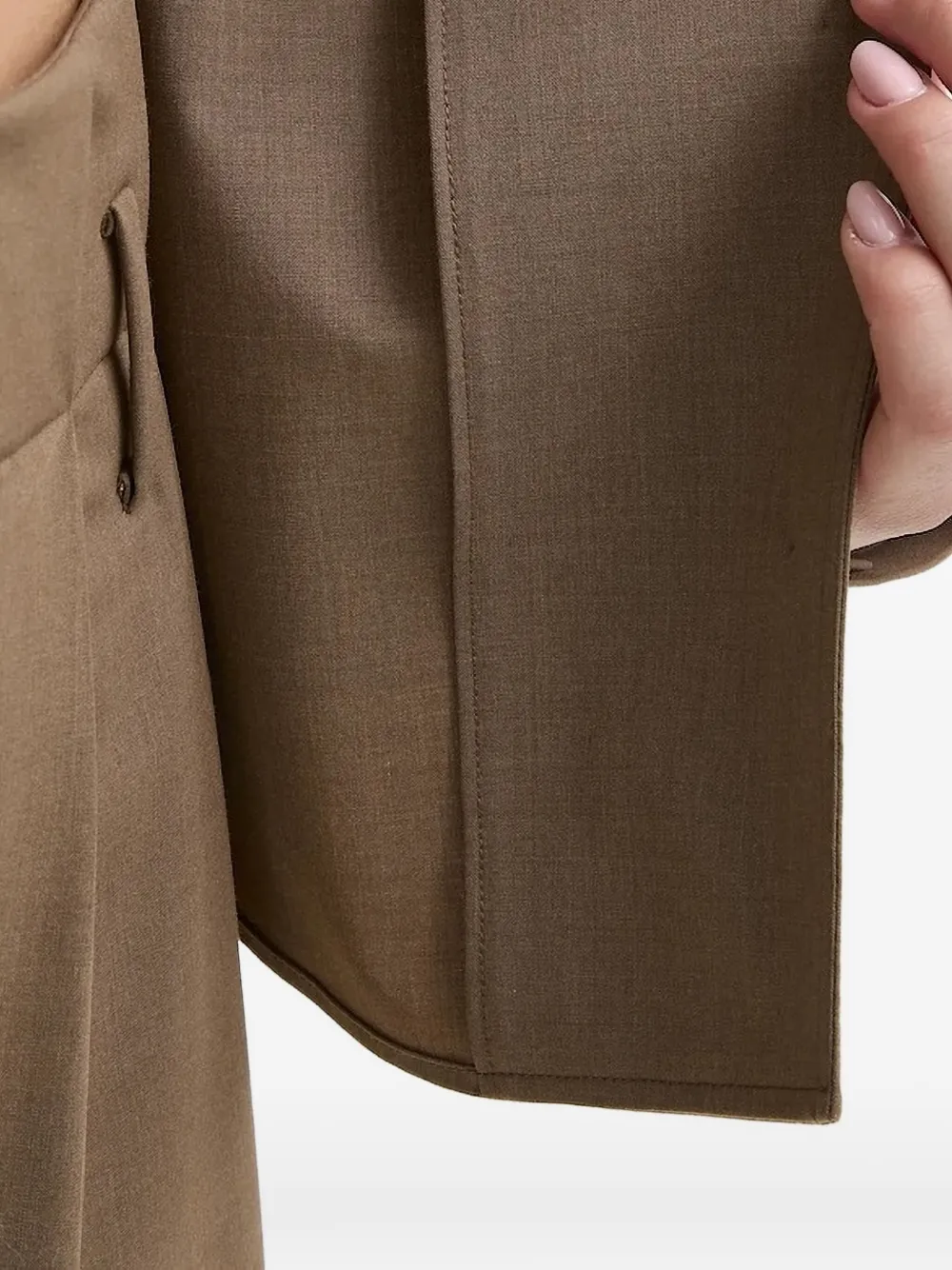 Isabelle Blanche Blazer met knoopmanchetten Beige