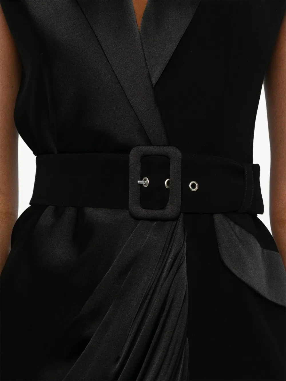 SILK LOVE & LACE Zijden jurk met V-hals Zwart