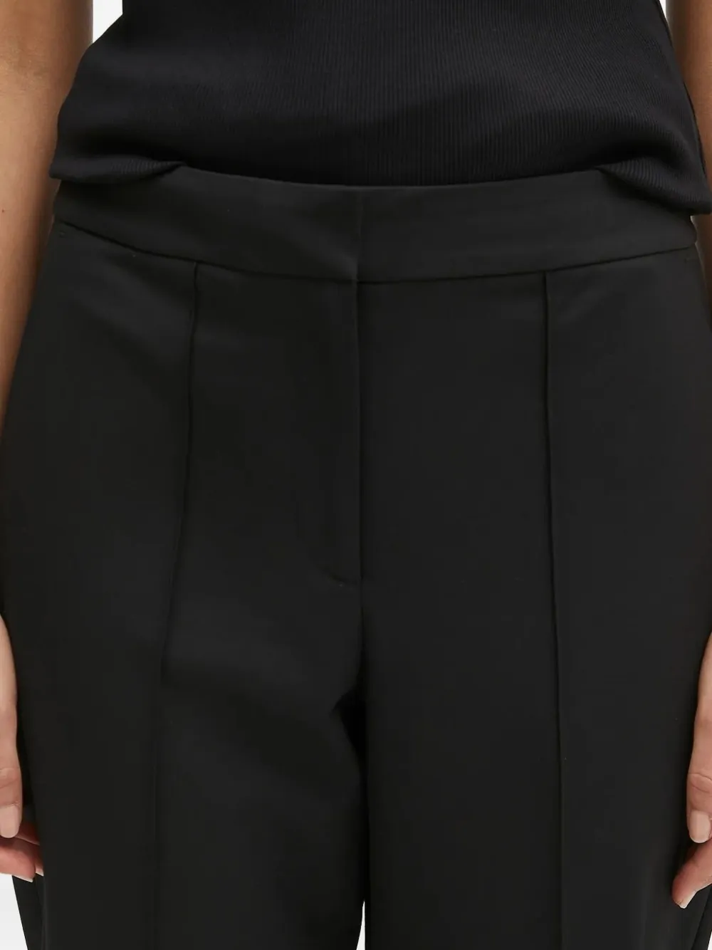 Samsoe & Samsoe Pleated Straight-leg Trousers In Black