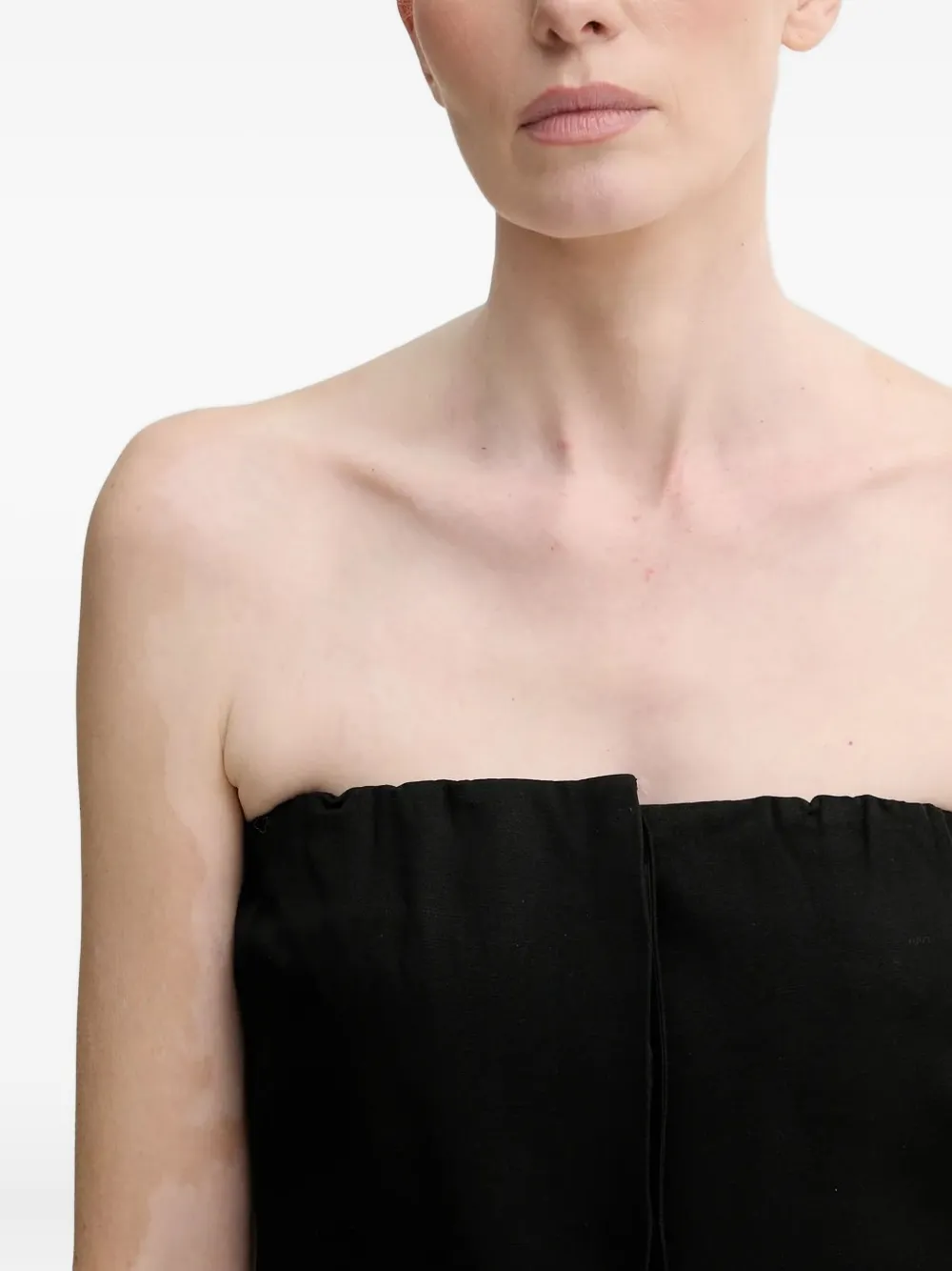 Isabelle Blanche Strapless Top In Black