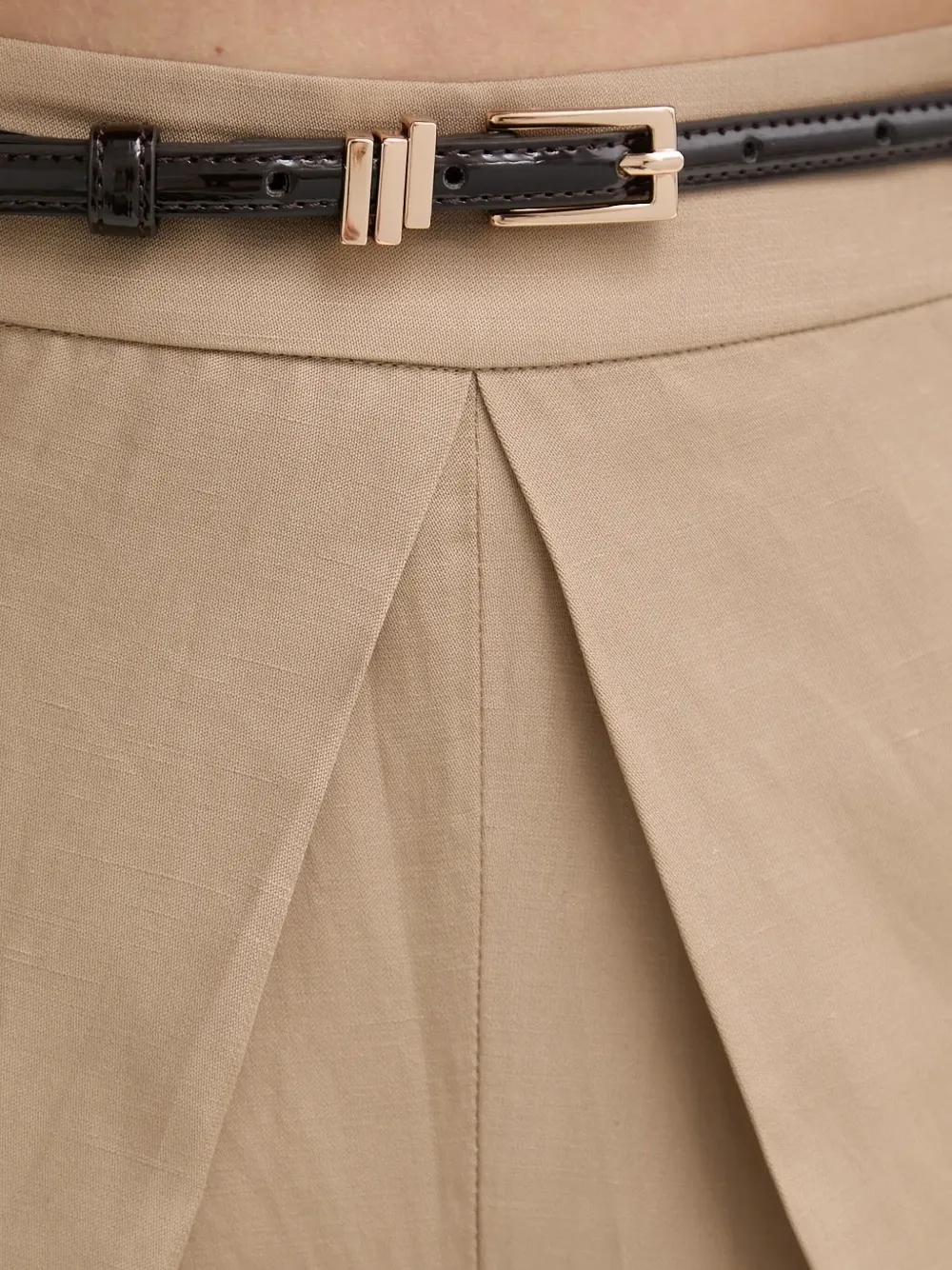 Isabelle Blanche Pleated Belted Trousers In Neutral