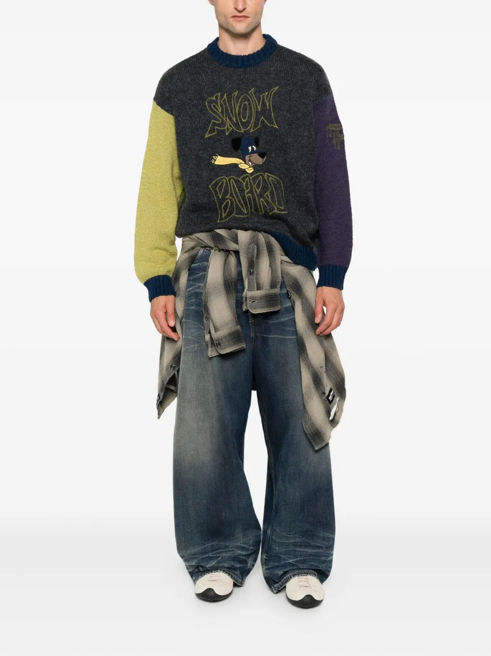 JC de Castelbajac Pre-Owned 1980s cartoon-embroidered sweater | Knitted Sweaters | Image 2