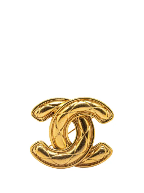 CHANEL Pre-Owned 1970-1980 Gold Plated CC Quilted Brooch costume brooch