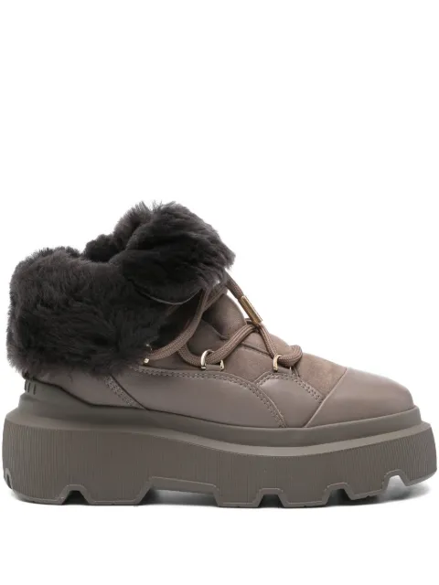 Inuikii Endurance lace-up boots