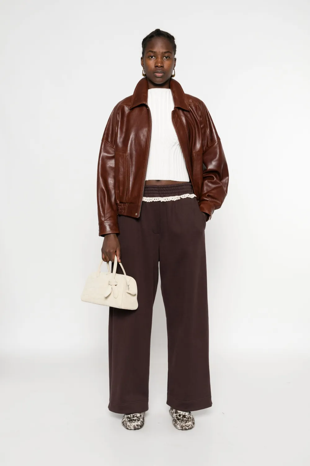 Magda Butrym trackpants med spetsdetalj | Mjukisbyxor & trackpants | Image 2