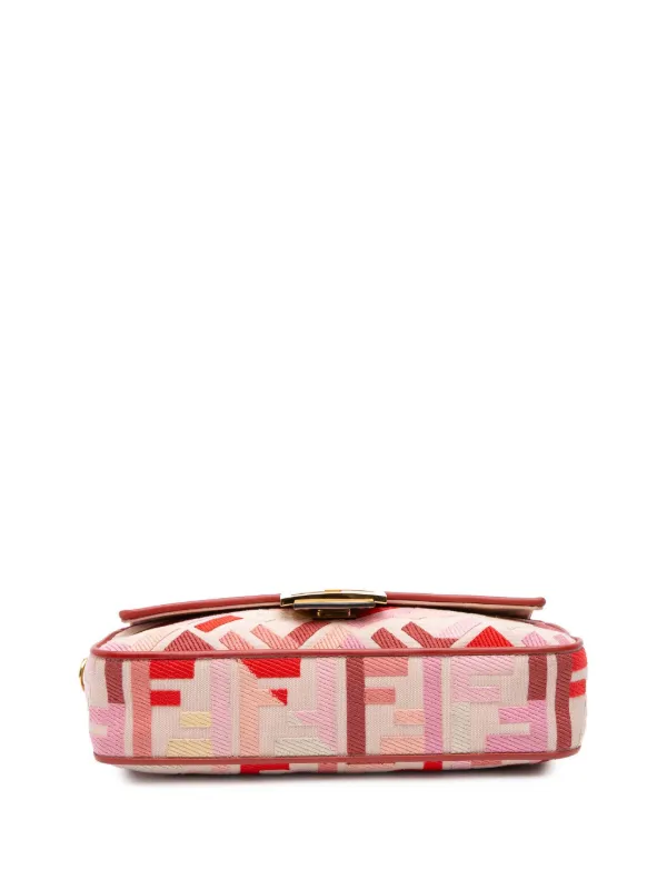 トートバッグ FENDI Baguette Canvas Ricamo Fendi Zucca Roll Tote Mamma Baguette Print