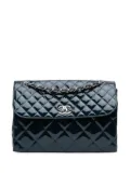 CHANEL Pre-Owned 2010-2011 Quilted Patent In The Business Flap shoulder bag - Blue