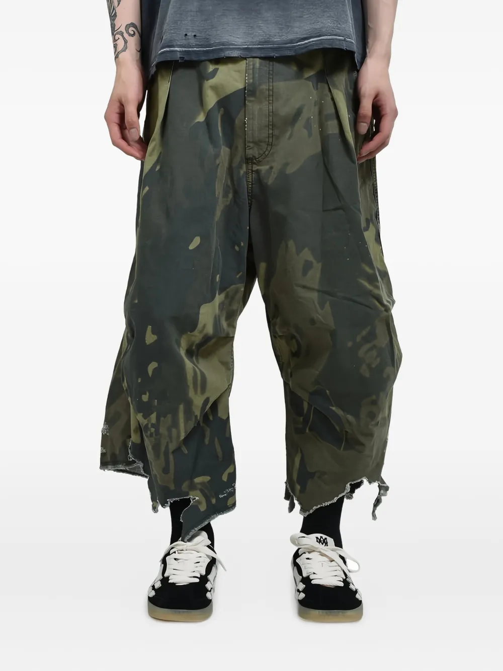 Pdf Guerilla Camouflage Frayed Trousers In Multi