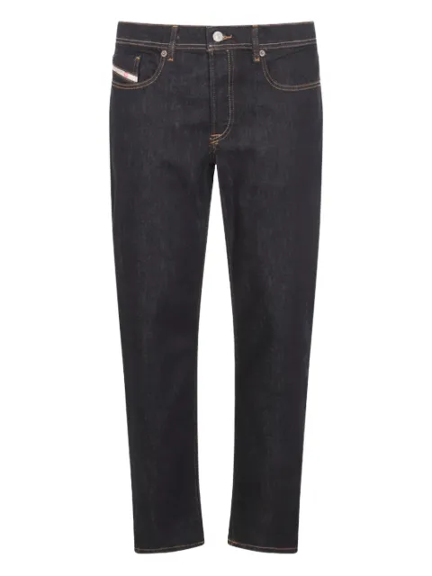 Diesel jeans con parche del logo