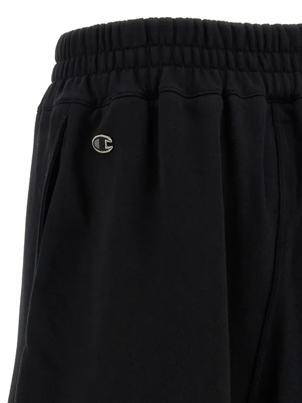 ショートパンツ RICK OWENS Bermuda Champion x Rick Owens Black Rick Owens x Champion Bermuda Shorts | Black | FARFETCH
