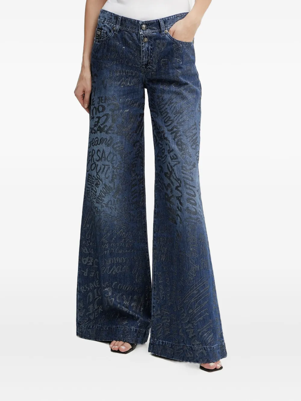 Versace Jeans Couture グラフィティ ワイドジーンズ - ブルー Versace Jeans Couture グラフィティ ワイドジーンズ - ブルー