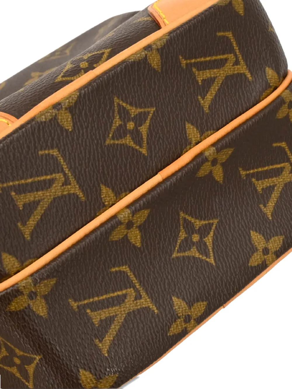 Pre-owned Louis Vuitton 2003 Amazon Crossbody Bag In Brown