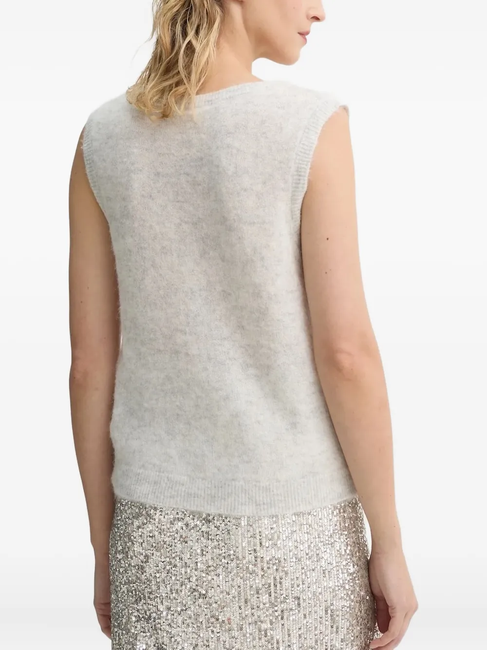 American Vintage V-neck logo-patch sleeveless vest | Vests & Tank Tops | Image 2