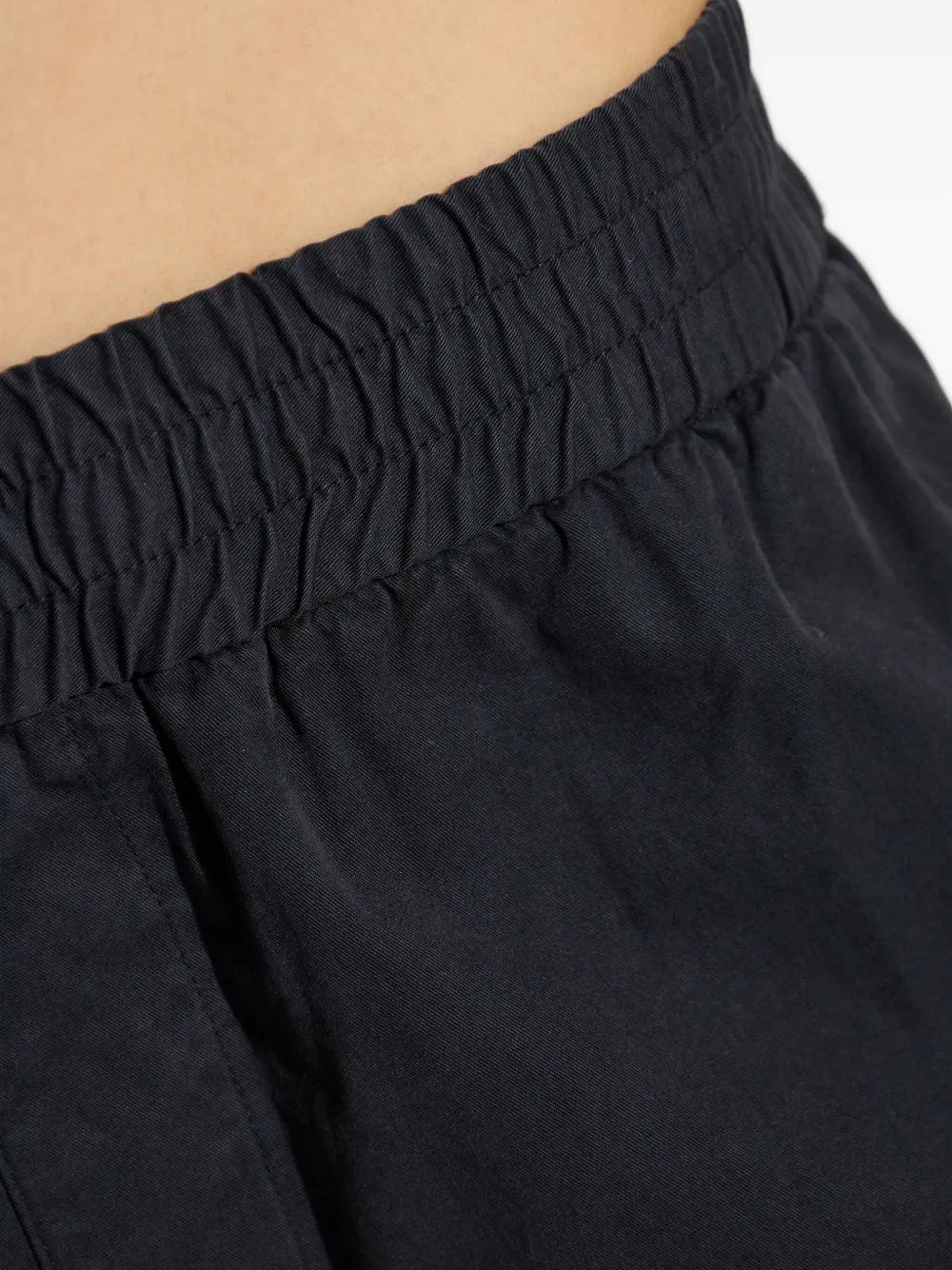 A.P.C. Broek met elastische taille Zwart