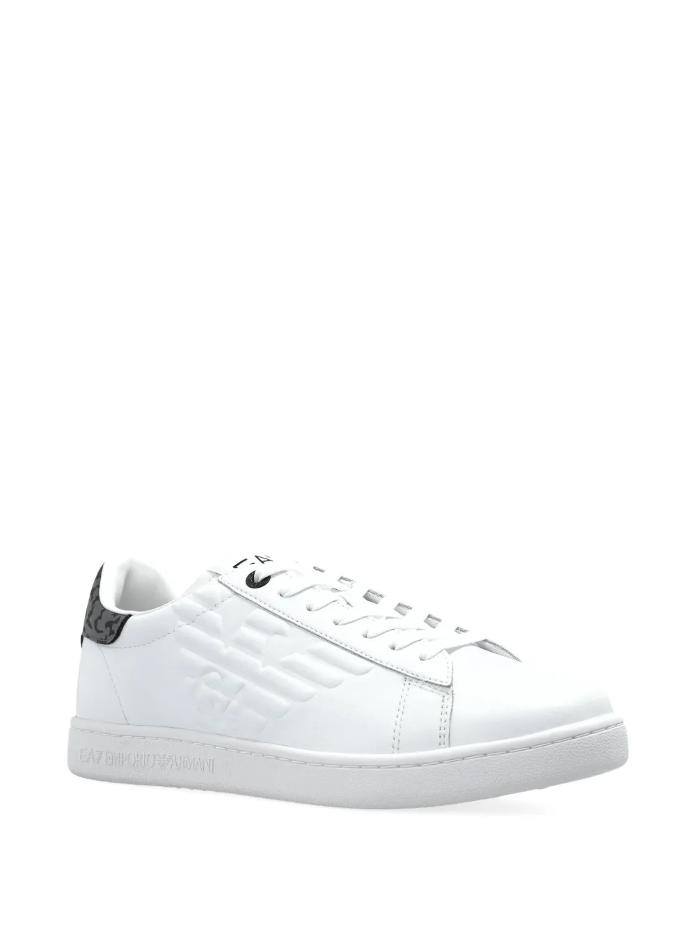 Ea7 Emporio Armani Sneakers met logo-reliëf Wit