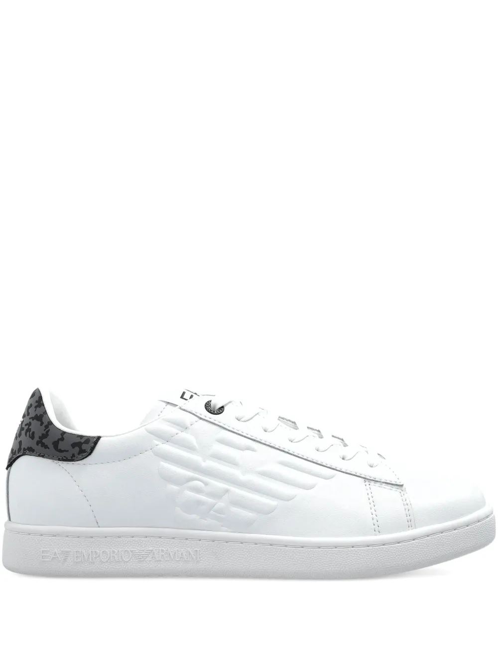Ea7 Emporio Armani Sneakers met logo-reliëf Wit