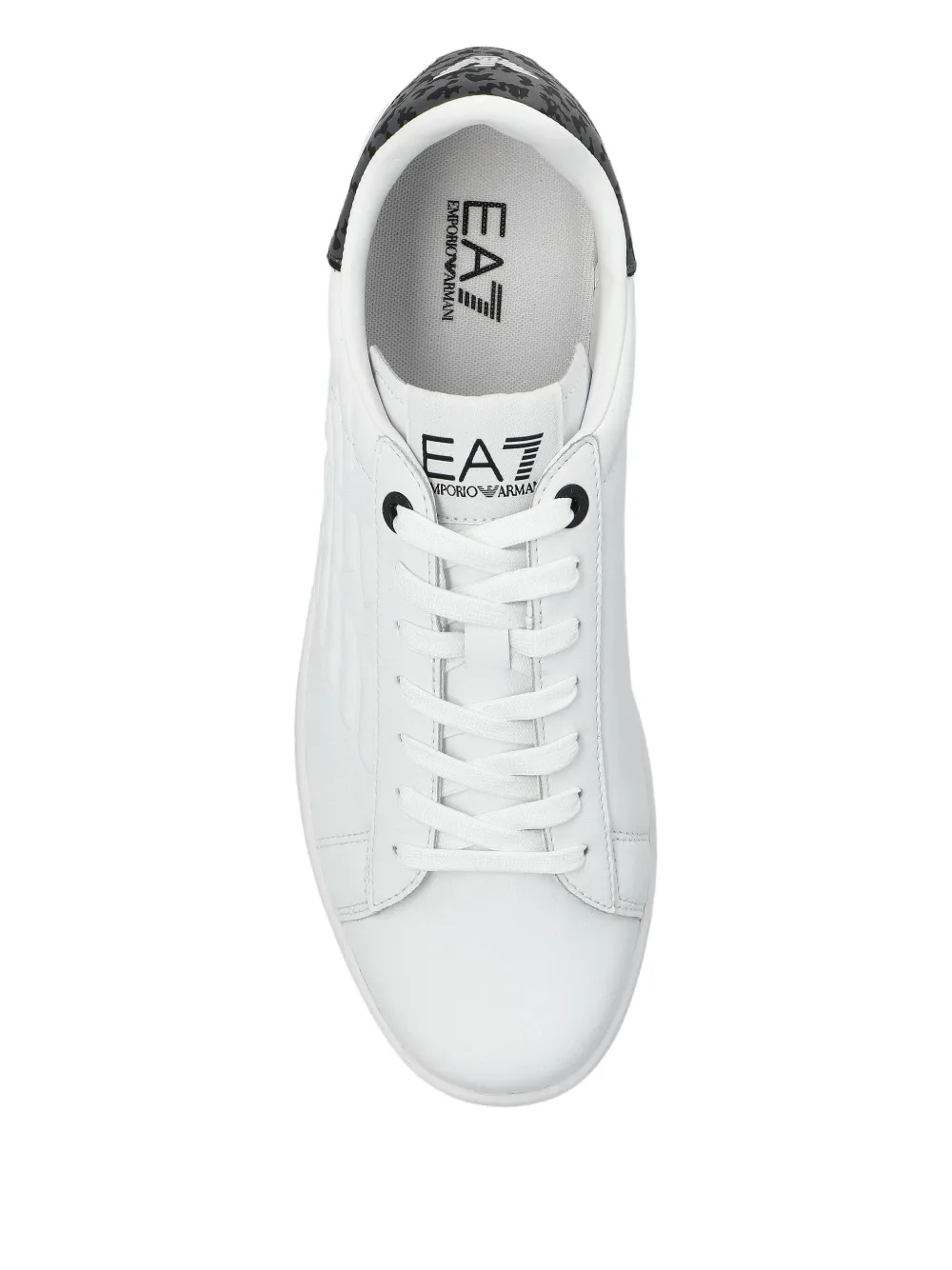 Ea7 Emporio Armani Sneakers met logo-reliëf Wit