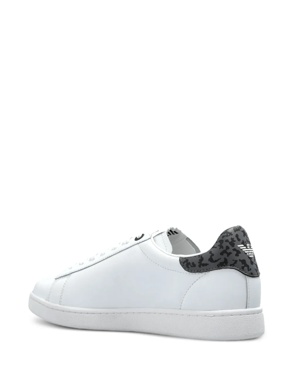 Ea7 Emporio Armani Sneakers met logo-reliëf Wit