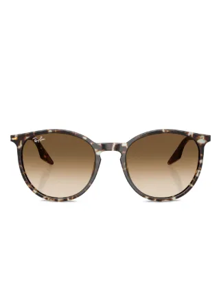 Ray-Ban
