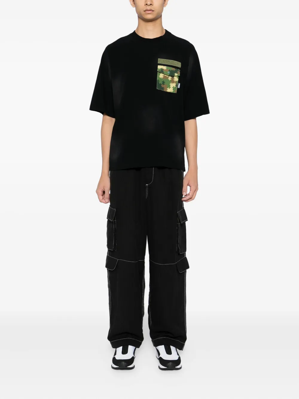 PEACE AND AFTER logo-patch T-shirt | T-Shirts | Image 2