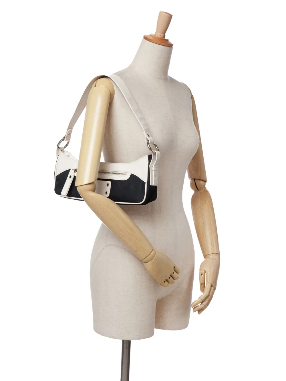 Burberry Pre-Owned 2000-2024 Leather And Canvas shoulder bag | Pre-Owned | Image 2