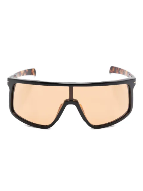Eyewear by David Beckham نظارة شمس بإطار كبير