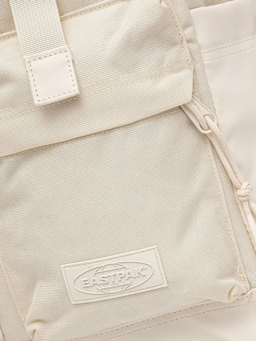 Eastpak Rugzak met klepzak en gespdetail Wit