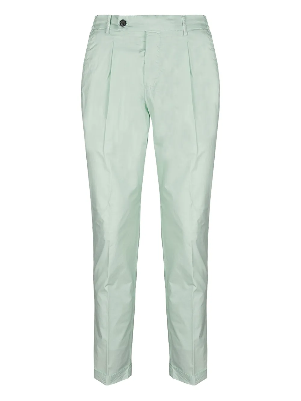 pleated trousers
