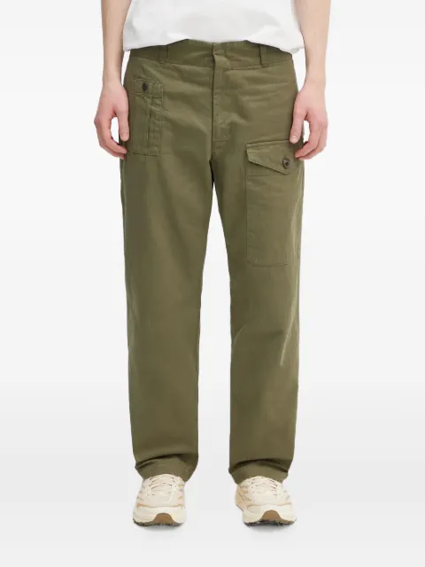 Human Made pantalones con bolsillos de parche y motivo de espiga