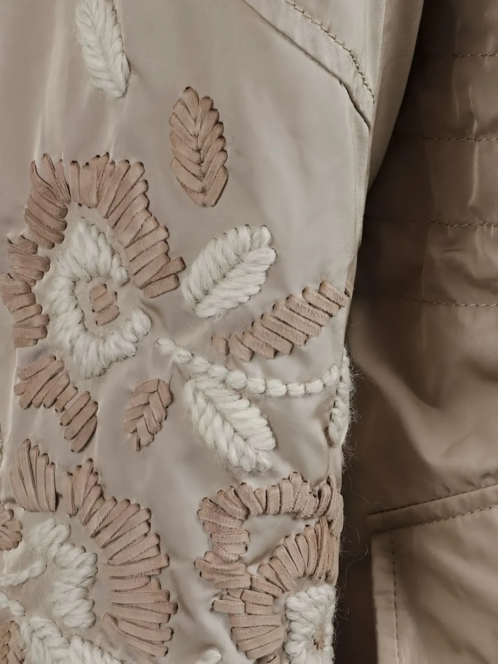 Ermanno Scervino Hooded Embroidered Coat In Nude