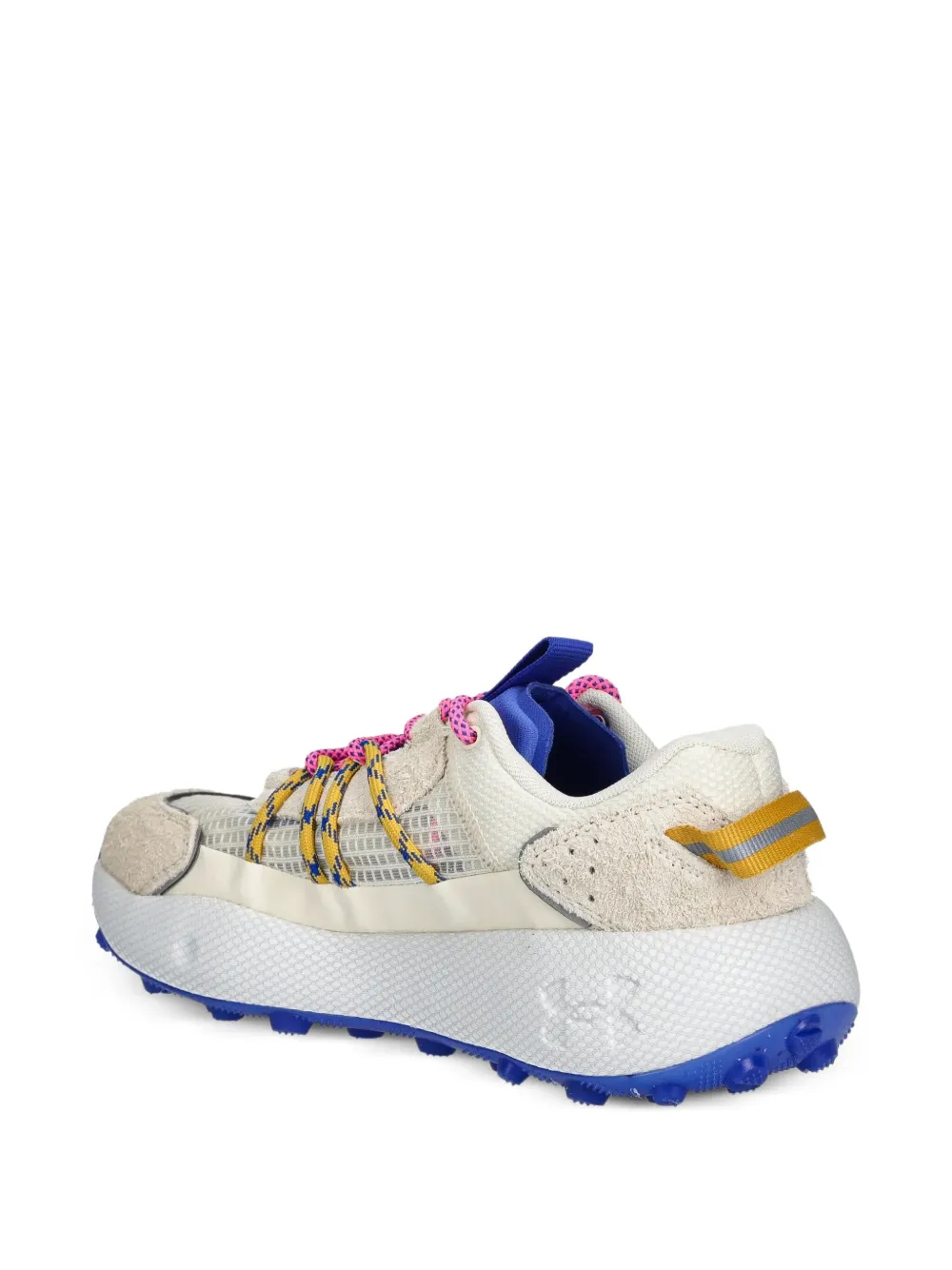 Under Armour Fat Tyre Venture Pro sneakers met textuur Beige