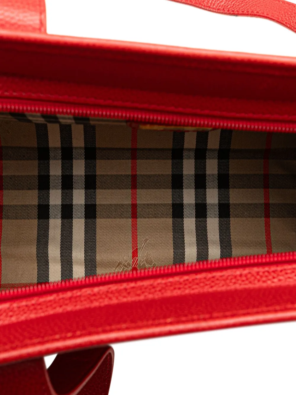 Pre-owned Burberry 20th Century Leather Shoulder Bag In Red