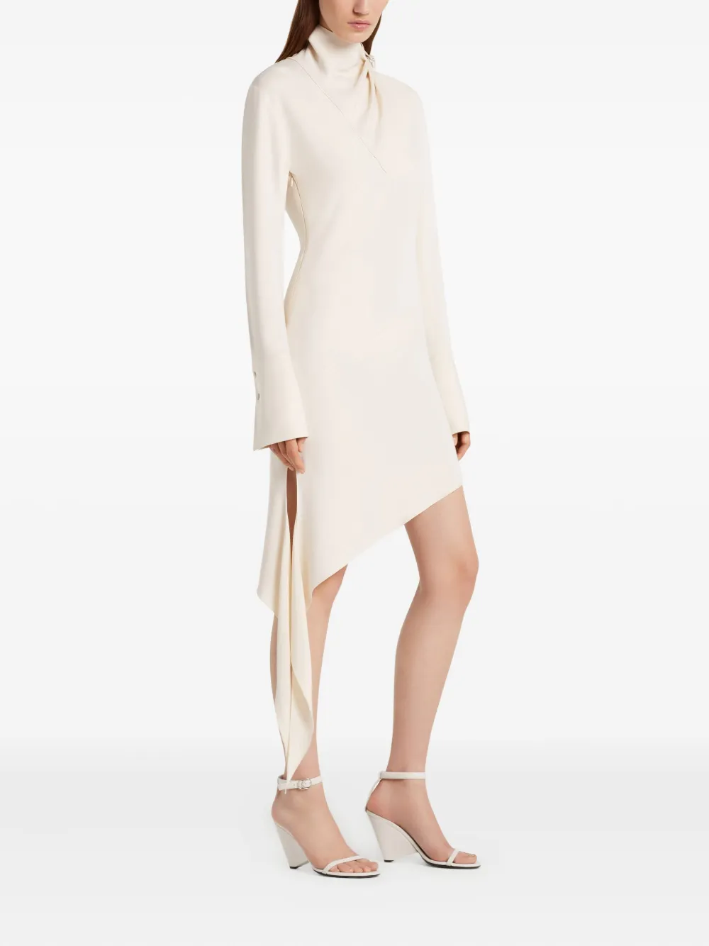 Courrèges Asymmetrische jurk met lange mouwen Beige