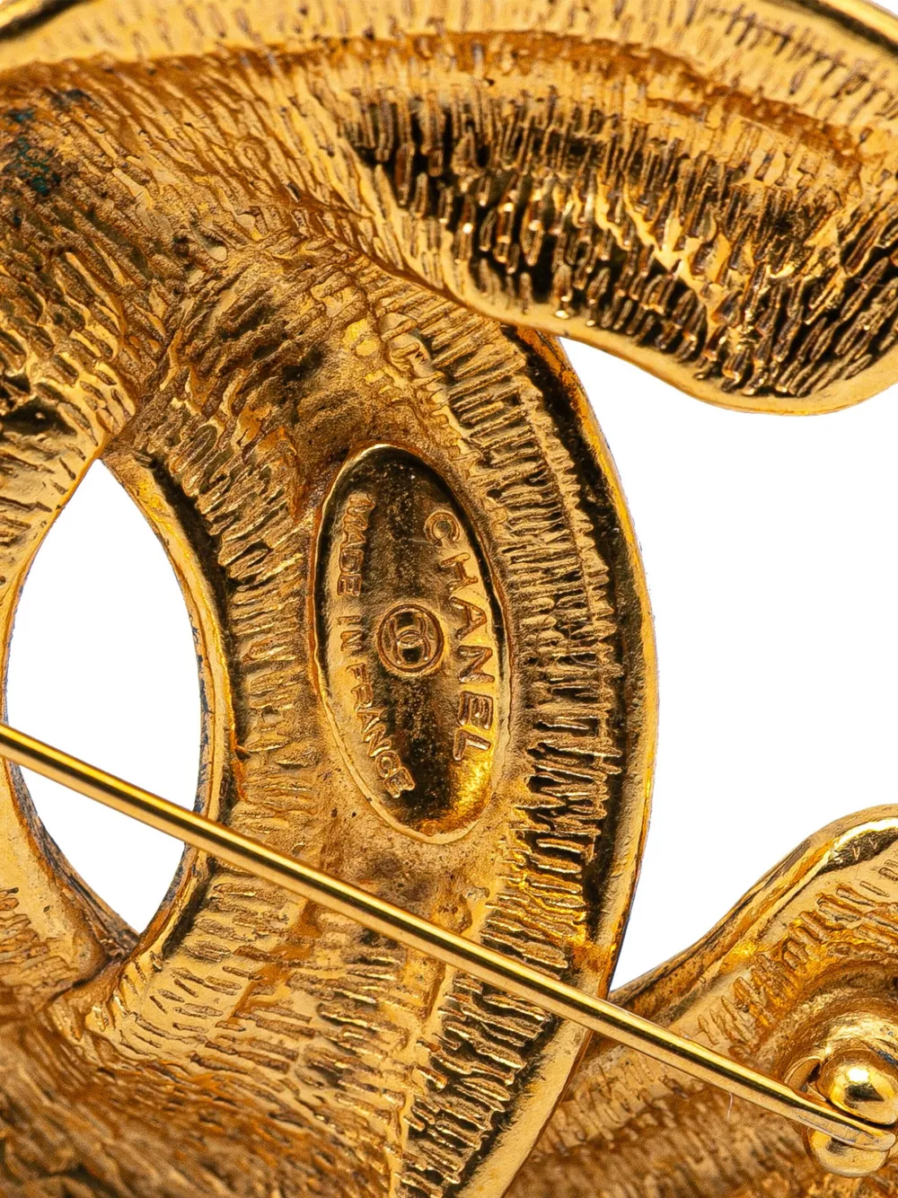 Pre-owned Chanel 1970-1980 Gold Plated Cc Quilted Brooch Costume Brooch