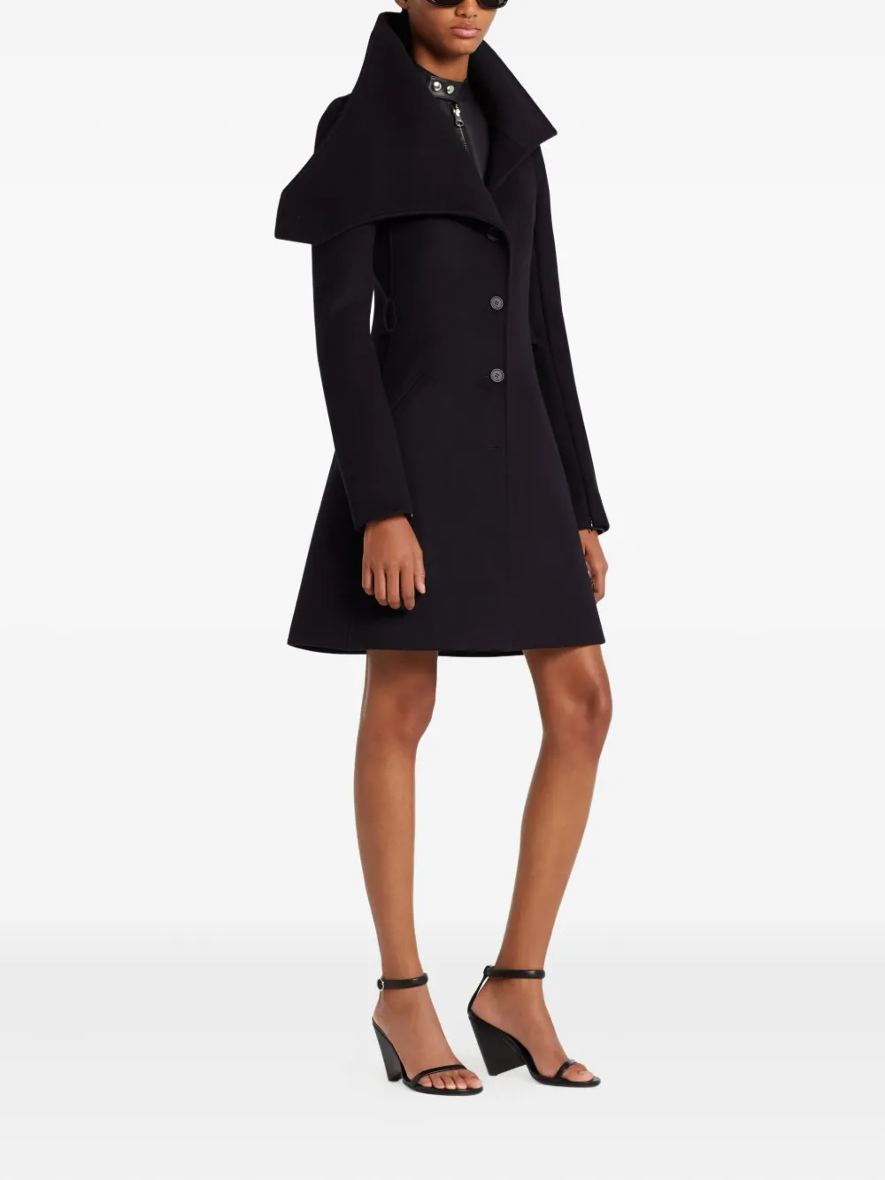 Courrèges Button-up jas met asymmetrische revers Zwart