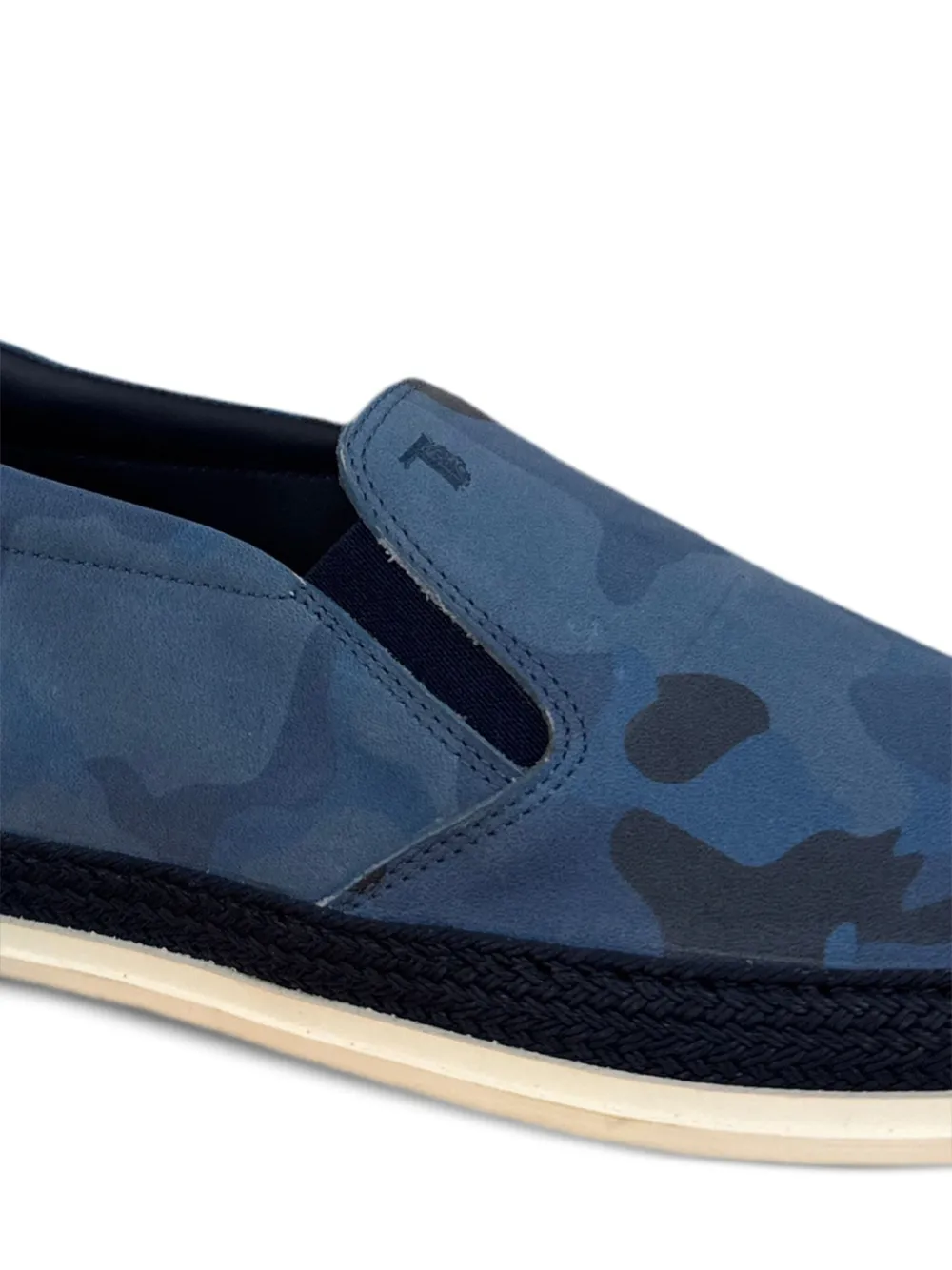 Tod's camouflage-print slip-on loafers Blue