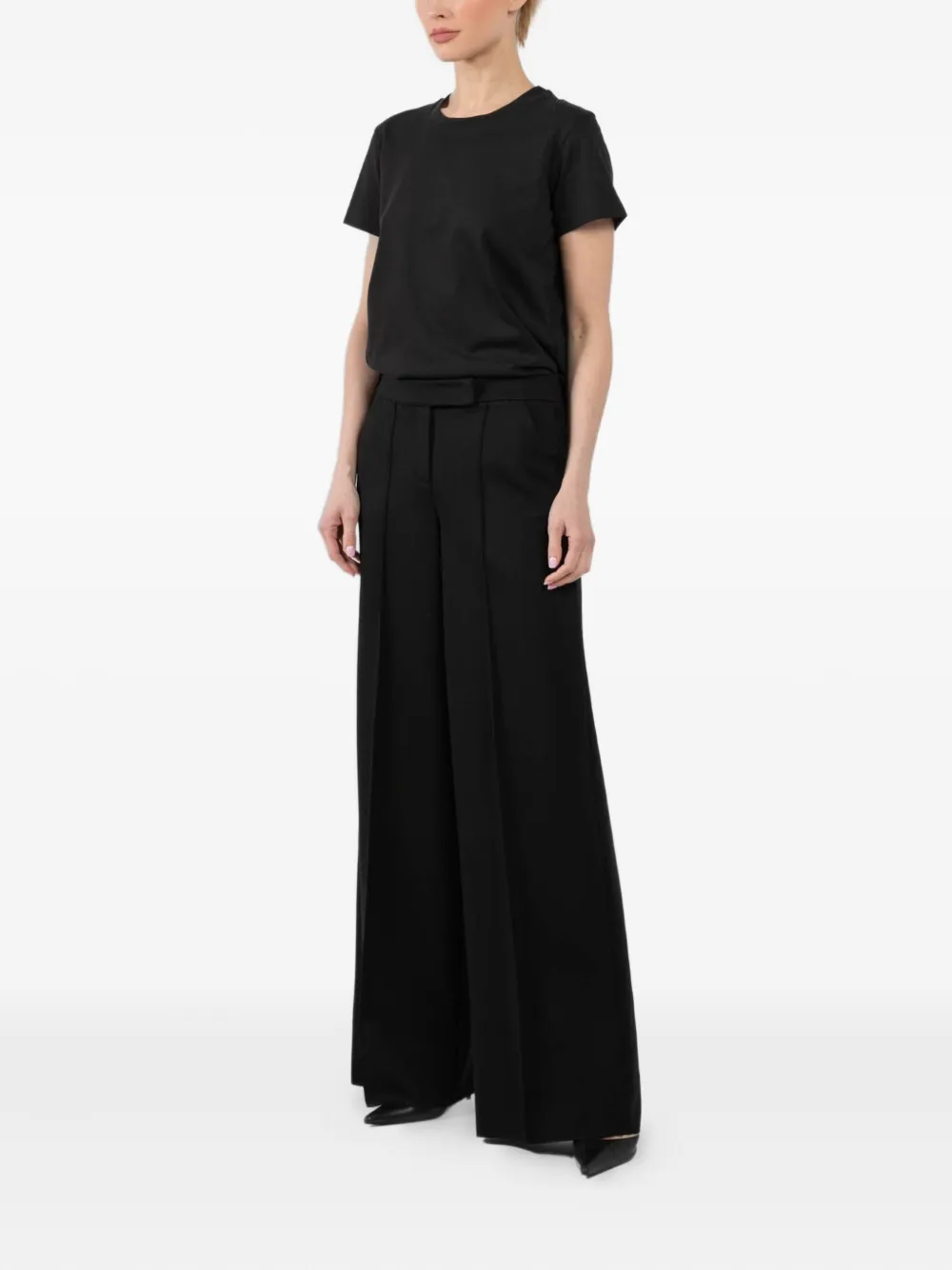 Dorothee Schumacher Emotional Essence Pleated Wide-leg Trousers In Black