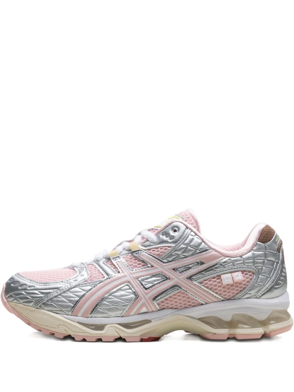 ASICS x ATMOS x VANDYTHEPINK GEL-NIMBUS 10.1 "Strawberry Cream/Metallic Silver" sneakers | Grey | Image 1