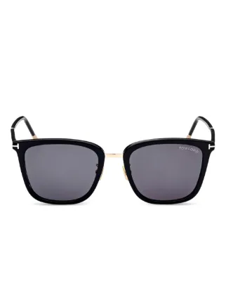 TOM FORD