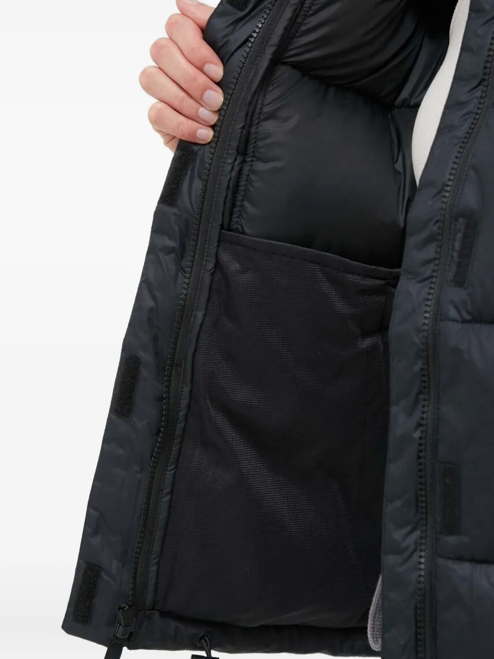 Columbia Donsjack met capuchon Zwart