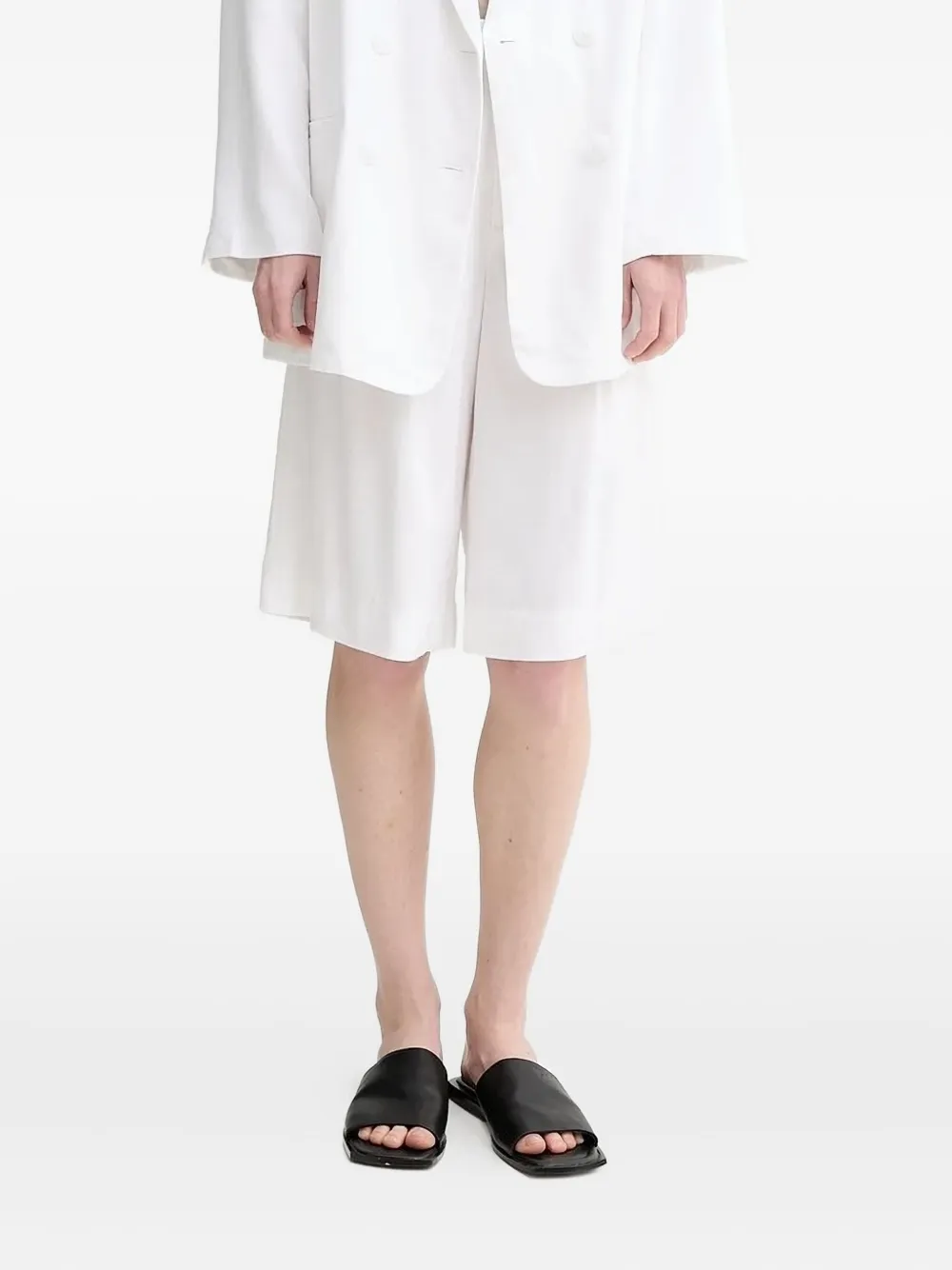 Gestuz pleated high-waisted shorts | White | Image 1