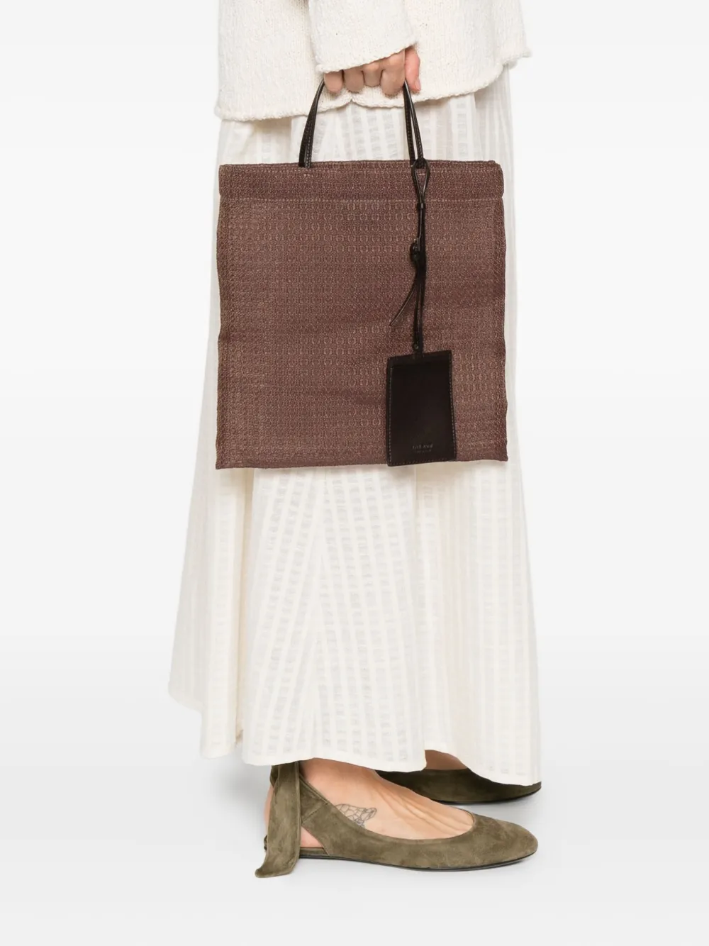 The Row leather-trimmed woven tote bag | Image 2