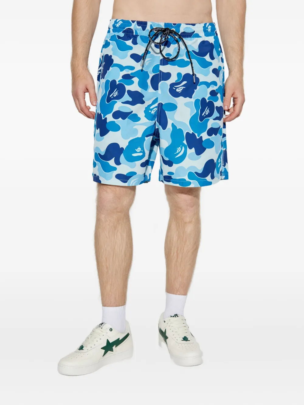 A BATHING APE Zwembroek met camouflageprint Blauw