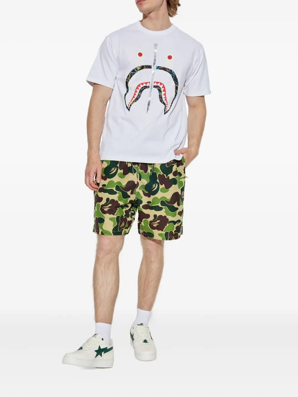 A BATHING APE Bermuda shorts met print Groen