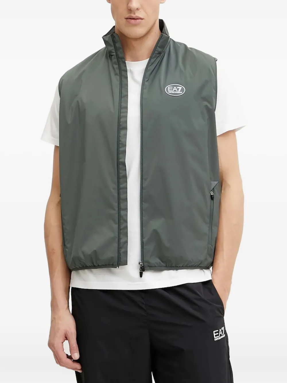 Ea7 Emporio Armani logo-patch zip-up jacket Groen