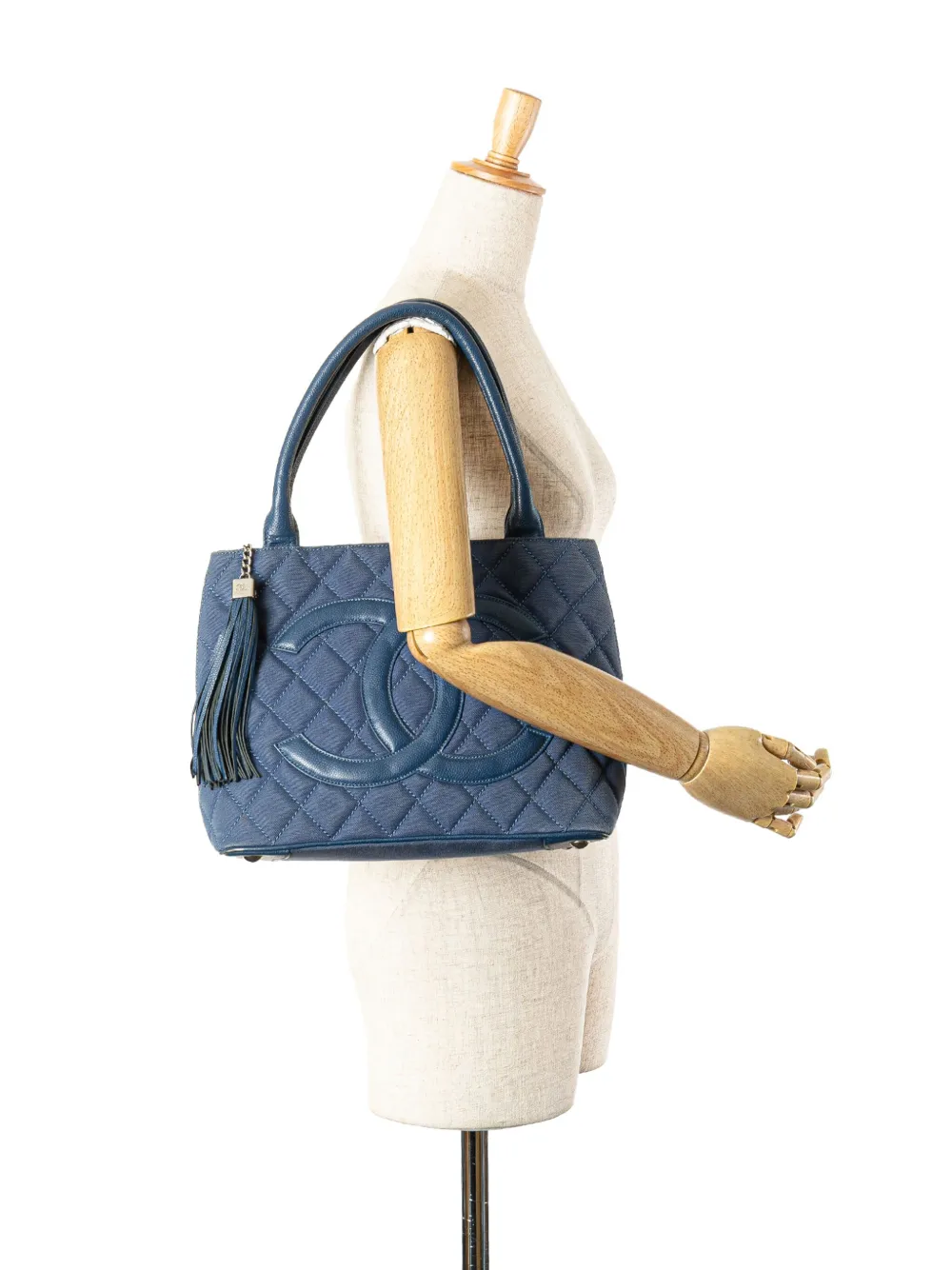 CHANEL Pre-Owned 2004-2005 Tote Bag aus gestepptem Canvas und Kaviarleder mit Quaste | Pre-owned & Archive | Image 2